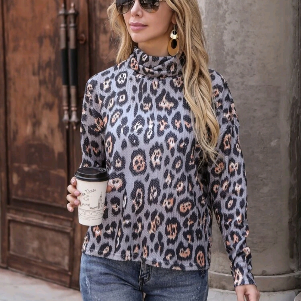 🍉5 for $25* Leopard Waffle Knit Turtle Neck